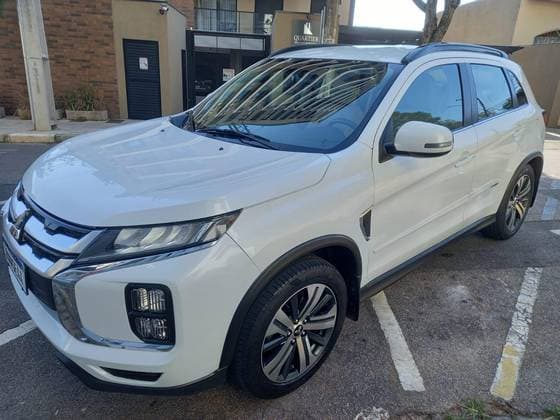 Carro 2.0 MIVEC FLEX HPE AWD AUTOMÁTICO
