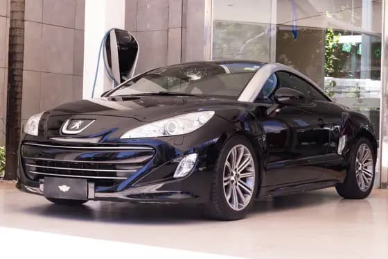 Carro 1.6 16V TURBO GASOLINA 2P AUTOMÁTICO