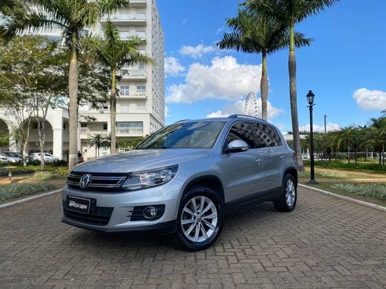Carro 2.0 TSI 16V TURBO GASOLINA 4P TIPTRONIC