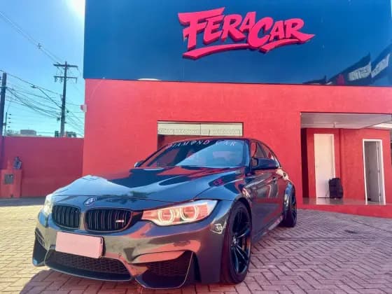 Carro 3.0 I6 GASOLINA SEDAN AUTOMÁTICO