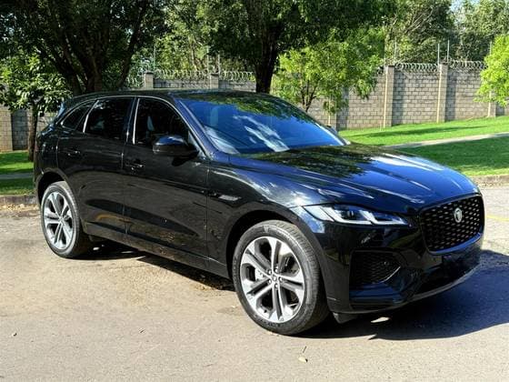Carro 2.0 P400E PHEV R-DYNAMIC SE AWD AUTOMÁTICO