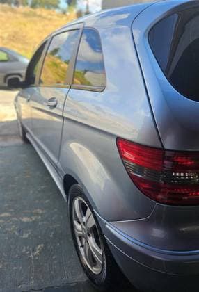 Carro 1.7 8V GASOLINA 4P AUTOMÁTICO