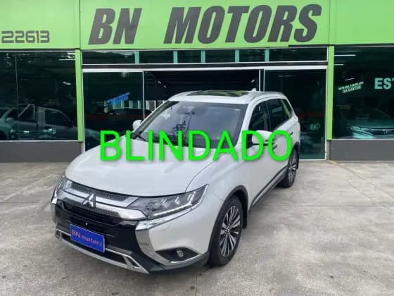Carro 3.0 MIVEC V6 GASOLINA HPE-S AWD AUTOMÁTICO