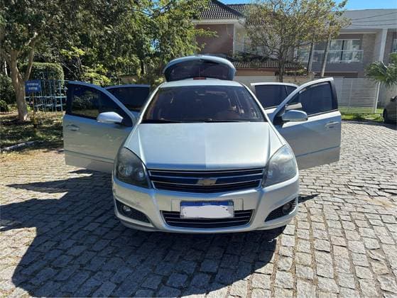 Carro 2.0 MPFI GT HATCH 8V FLEX 4P MANUAL