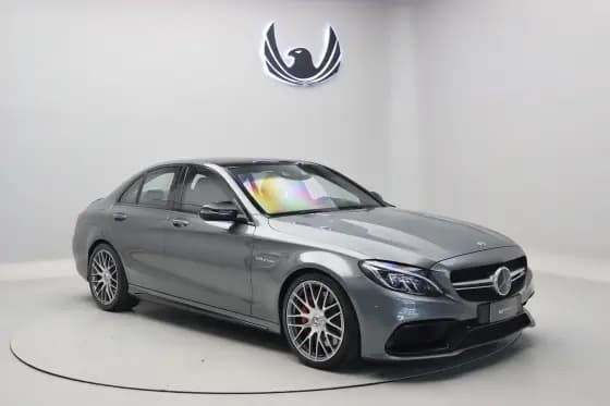 Carro 4.0 V8 TURBO GASOLINA SEDAN 4P AUTOMÁTICO
