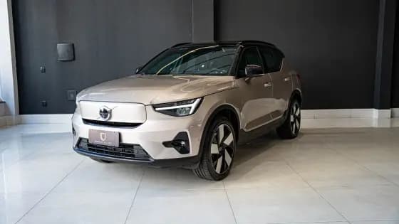 Carro P8 RECHARGE TWIN ELECTRIC ULTIMATE AWD