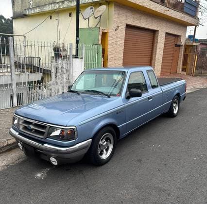 Carro 4.0 STX 4X2 CE V6 12V GASOLINA 2P MANUAL