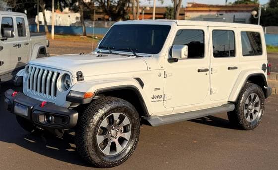 Carro 2.0 TURBO GASOLINA UNLIMITED OVERLAND 4P 4X4 AT8