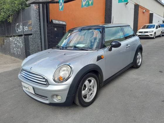 Carro 1.6 16V GASOLINA 2P AUTOMÁTICO