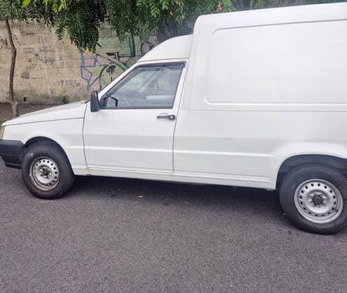 Carro 1.3 MPI FURGÃO 8V FLEX 2P MANUAL