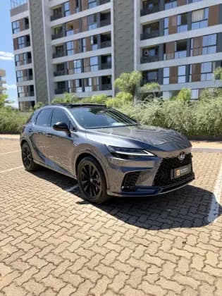 Carro 2.4 TURBO DUAL VVT-I HYBRID F-SPORT AWD AUTOMÁTICO