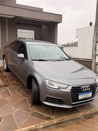 Carro 2.0 TFSI ATTRACTION GASOLINA 4P S TRONIC
