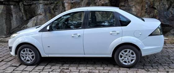 Carro 1.0 ROCAM SE SEDAN 8V FLEX 4P MANUAL