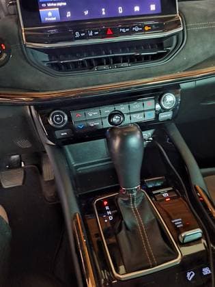 Carro 2.0 TD380 TURBO DIESEL LIMITED AT9