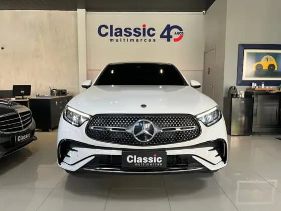 Carro 2.0 MHEV COUPÉ 4MATIC 9G-TRONIC