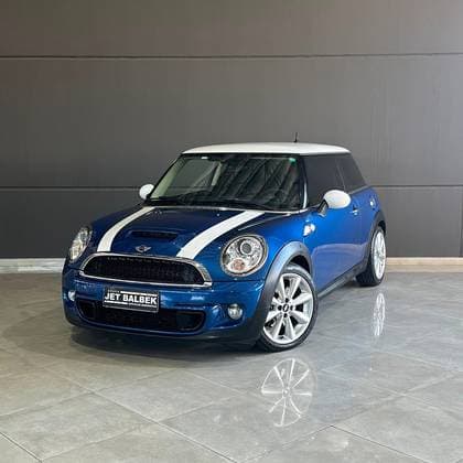 Carro 1.6 S CABRIO 16V GASOLINA 2P AUTOMÁTICO
