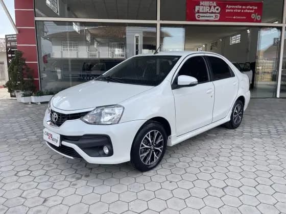 Carro 1.5 PLATINUM SEDAN 16V FLEX 4P AUTOMÁTICO