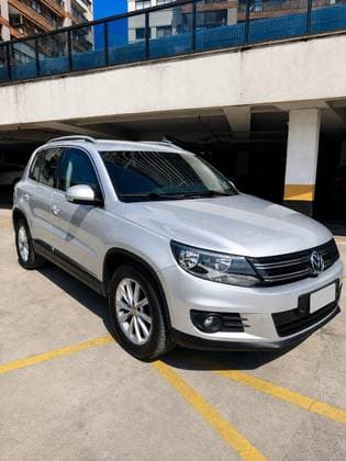 Carro 2.0 TSI 16V TURBO GASOLINA 4P TIPTRONIC