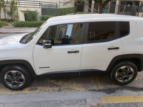 Carro 1.8 16V FLEX 4P AUTOMÁTICO