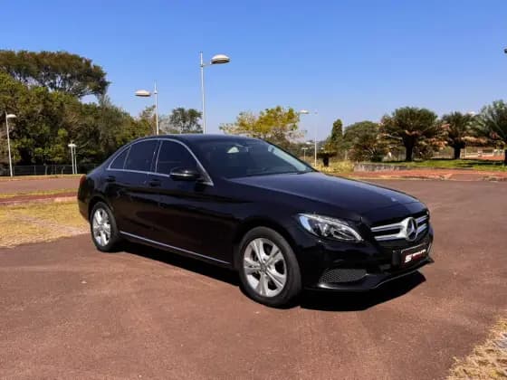 Carro 1.6 CGI FLEX AVANTGARDE 7G-TRONIC