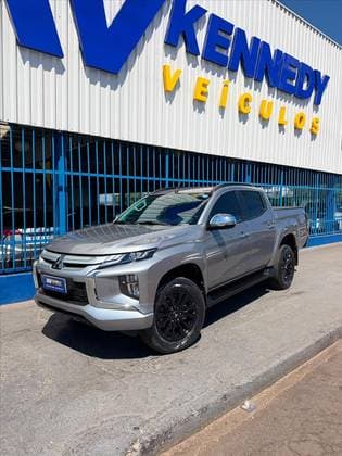 Carro 2.4 16V TURBO DIESEL SPORT HPE CD 4P 4X4 AUTOMÁTICO