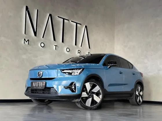 Carro P8 RECHARGE TWIN ELECTRIC ULTIMATE AWD