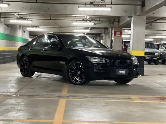 Carro 4.4 M SPORT SEDAN V8 32V GASOLINA 4P AUTOMÁTICO