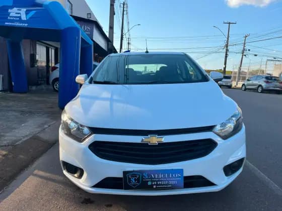 Carro 1.0 MPFI LT 8V FLEX 4P MANUAL