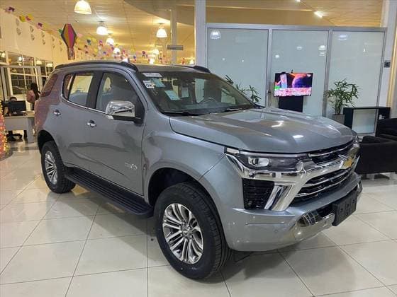 Carro 2.8 16V TURBO DIESEL HIGH COUNTRY 7L 4X4 AUTOMÁTICO