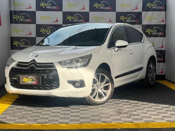 Carro 1.6 THP GASOLINA CHIC AUTOMÁTICO
