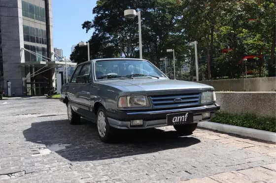 Carro 1.6 GHIA 8V ÁLCOOL 2P MANUAL