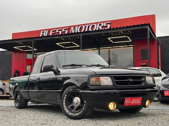 Carro 4.0 STX 4X2 CE V6 12V GASOLINA 2P MANUAL