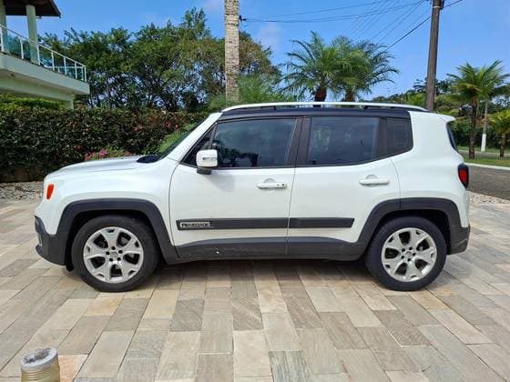Carro 1.8 16V FLEX LIMITED 4P AUTOMÁTICO