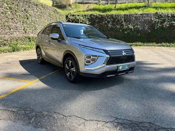 Carro 1.5 MIVEC TURBO GASOLINA HPE CVT