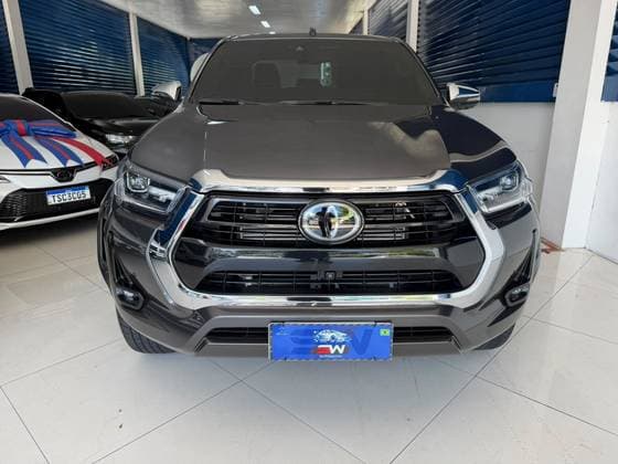 Carro 2.8 D-4D TURBO DIESEL CD SRX PLUS 4X4 AUTOMÁTICO