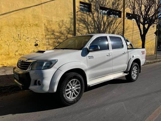 Carro 3.0 SRV TOP 4X4 CD 16V TURBO INTERCOOLER DIESEL 4P AUTOMÁTICO