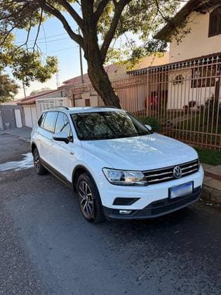 Carro 1.4 250 TSI TOTAL FLEX ALLSPACE COMFORTLINE TIPTRONIC