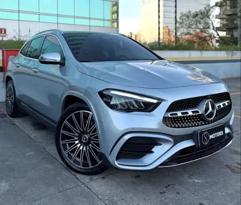 Carro 1.3 MHEV AMG LINE 7G-DCT