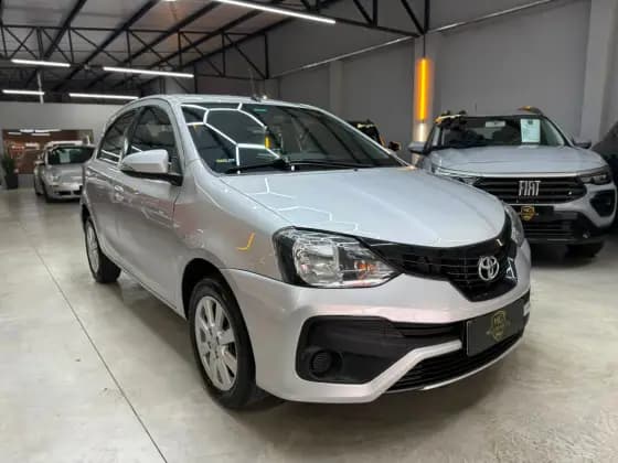 Carro 1.5 X PLUS 16V FLEX 4P MANUAL