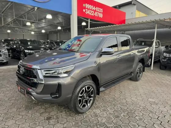 Carro 2.8 D-4D TURBO DIESEL CD SRV 4X4 AUTOMÁTICO