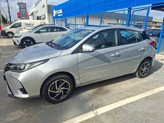 Carro 1.5 16V FLEX XLS MULTIDRIVE