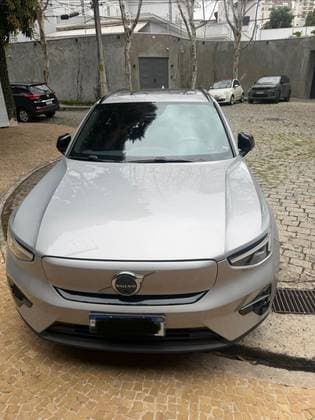 Carro P8 RECHARGE TWIN ELECTRIC ULTIMATE AWD