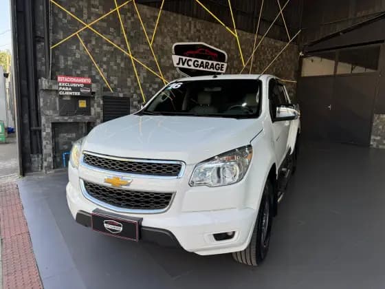 Carro 2.4 ADVANTAGE 4X2 CD 8V FLEX 4P MANUAL