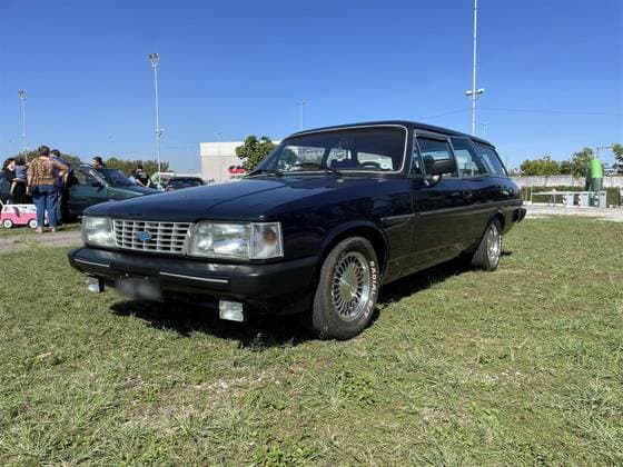 Carro 2.5 COMODORO SL/E 8V GASOLINA 2P MANUAL