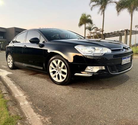 Carro 2.0 MPFI EXCLUSIVE 16V GASOLINA 4P AUTOMÁTICO