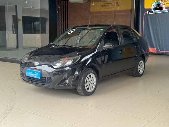 Carro 1.6 MPI CLASS SEDAN 8V FLEX 4P MANUAL