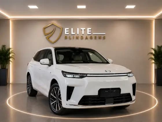 Carro 44,5 KW PLUG-IN HYBRID REEV ULTRA AWD