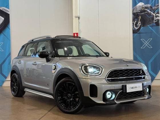 Carro 1.5 12V TWINPOWER TURBO HYBRID COOPER S E TOP ALL4 STEPTRONIC