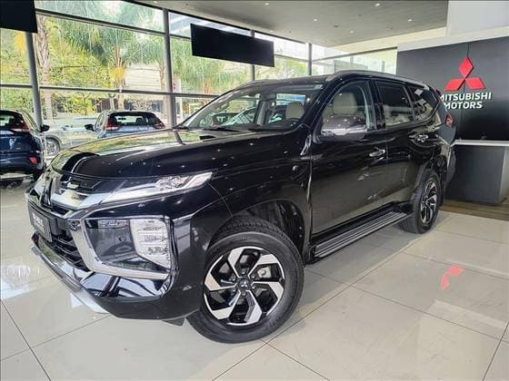 Carro 2.4 16V MIVEC TURBO DIESEL HPE-S AWD AUTOMÁTICO