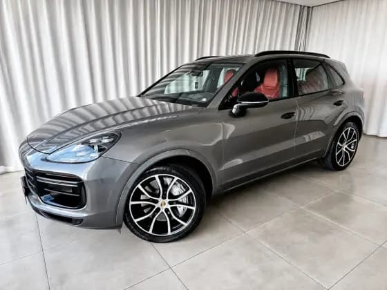 Carro 4.0 V8 GASOLINA TURBO AWD TIPTRONIC S